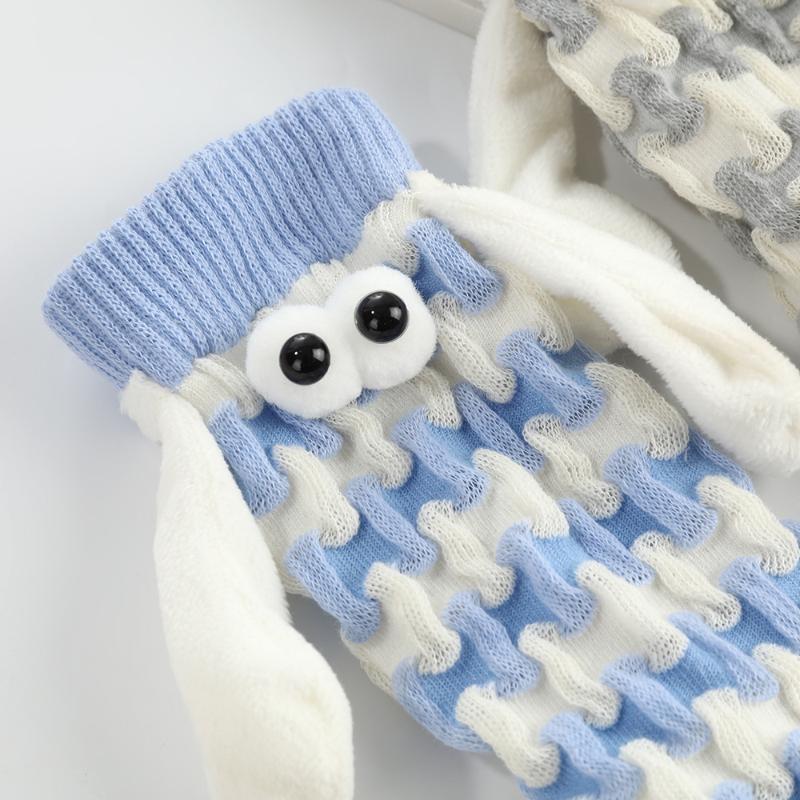 Creative Winter New Fun Magnet Big Eyes Holding Hands Couple Long Socks Dopamine Warm And Comfortable Long Socks Gifts