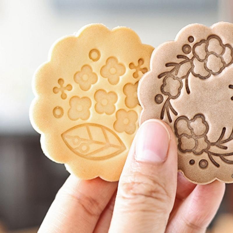 8PCS Flower Shape Cookie Molds Manual Press Cake Moulds Convenient Biscuit Dessert Making Tool for Baking Enthusiasts