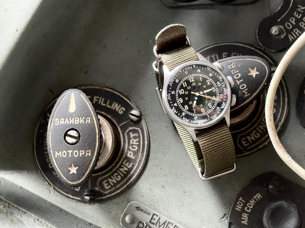 M.R.M.W. Men's Military Watch, Type A-15 Elapsed Time, Green NATO Strap