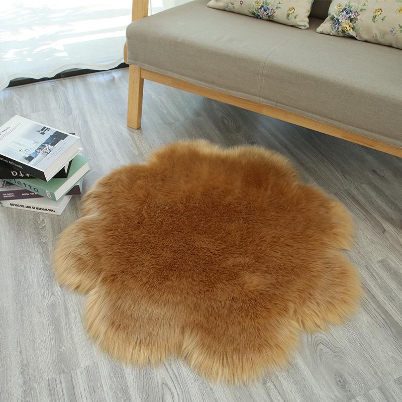 Plum Blossom White Long Pile Sheepskin Style Carpet - Thickened Bedroom Floor or Bay Window Mat Plum Blossom 50x50cm