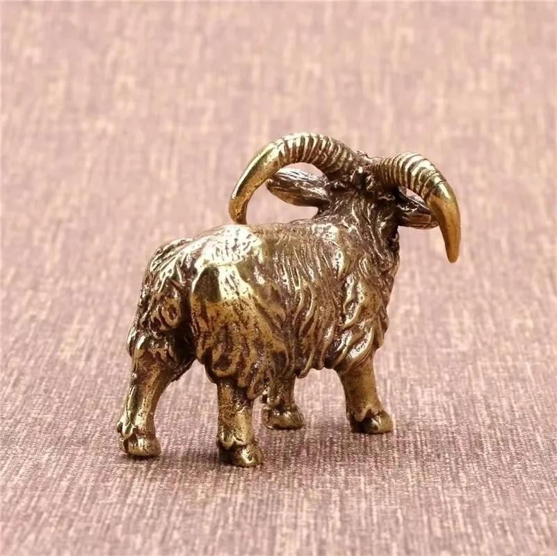 Creative Metal Twelve Zodiac Goat Decoration Crafts Retro Micro Carved Brass Goat Decor Home Desktop Decor Animal Tea Pet Statue
