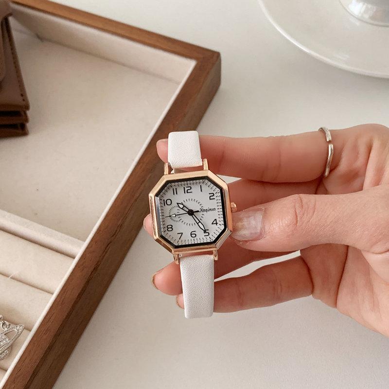 Watch Female Student Simple Personality Niche Temperament Retro Camellia Face Control White Small Dial