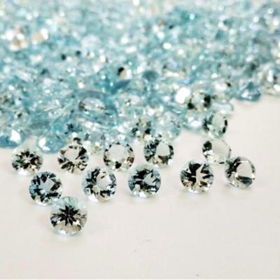 Schöner kalibrierter natürlicher Aquamarin Edelstein, Aquamarin im Rundschliff, facettierter Edelstein, Aquamarin-Los.