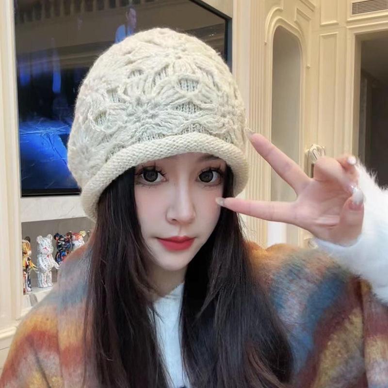 Wool hat female warm face small autumn and winter new handmade crochet foreign style fashion hollow flower knitted hat
