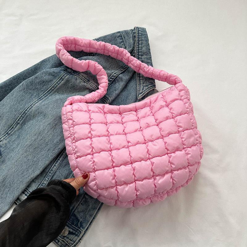 

Premium Quality Women s Fashionable Crossbody Bag With Spacious Interior For Daily Use рожевий