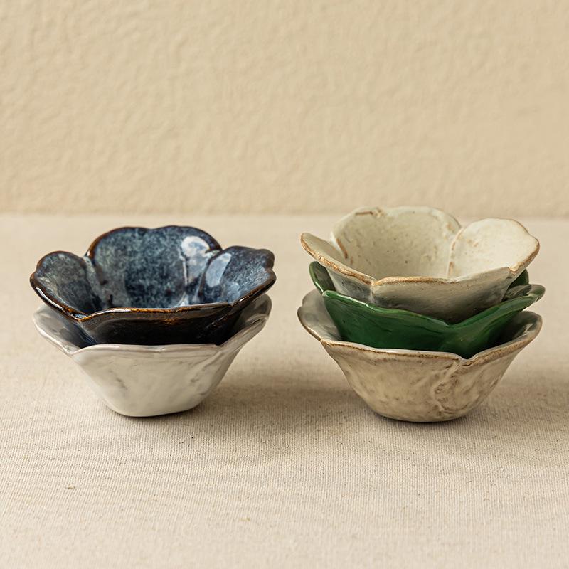 Vintage Aesthetic Ceramic Condiment Dish - Elegant Dipping Sauce Bowl for Home & Restaurant Use