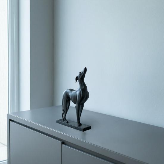 3D Printed Greyhound Statue, Matte Black Minimalist Dog Sculpture, Lifelike Greyhound Figure, Dog Statues for Home Office Decor, Greyhound Gifts