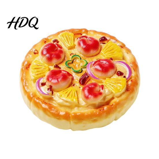 Doll Mansion Food Accessories 2Pcs Mini Resin Pizza Ornaments Realistic Miniatures Tiny Miniature Scene Decorations Ornaments for DIY Craft Project,