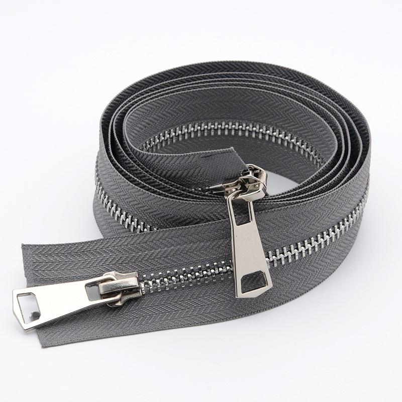 No. 5 Double Open End Metal Zipper for Down Jackets with Plastic Teeth and Sun Protection