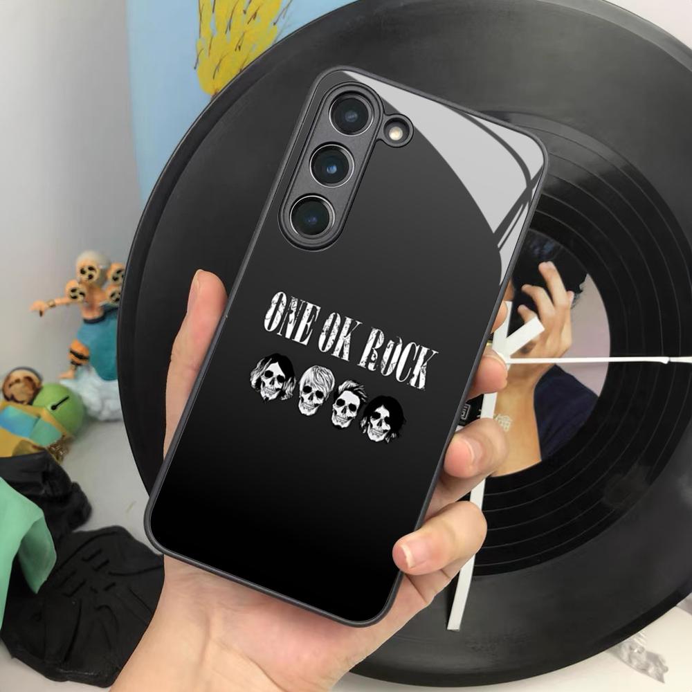 Japan Band ONE OK ROCK Handyhülle Für Samsung Galaxy S25 S24 S23 S22 S20 S21 Note20 Ultra Plus Fe Farbige Silberne Hülle