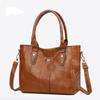 Hand underarm tote bag, shoulder messenger bag.