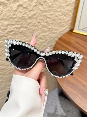 1Pc Fashion Diamond Cat Eye Sunglasses for Women, Luxury Designer Rhinestone Fashion Sunglasses, Trendy Shades for Women