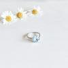 Серебряное кольцо с фианитами, вес изделия 3,02 гр (60001721)