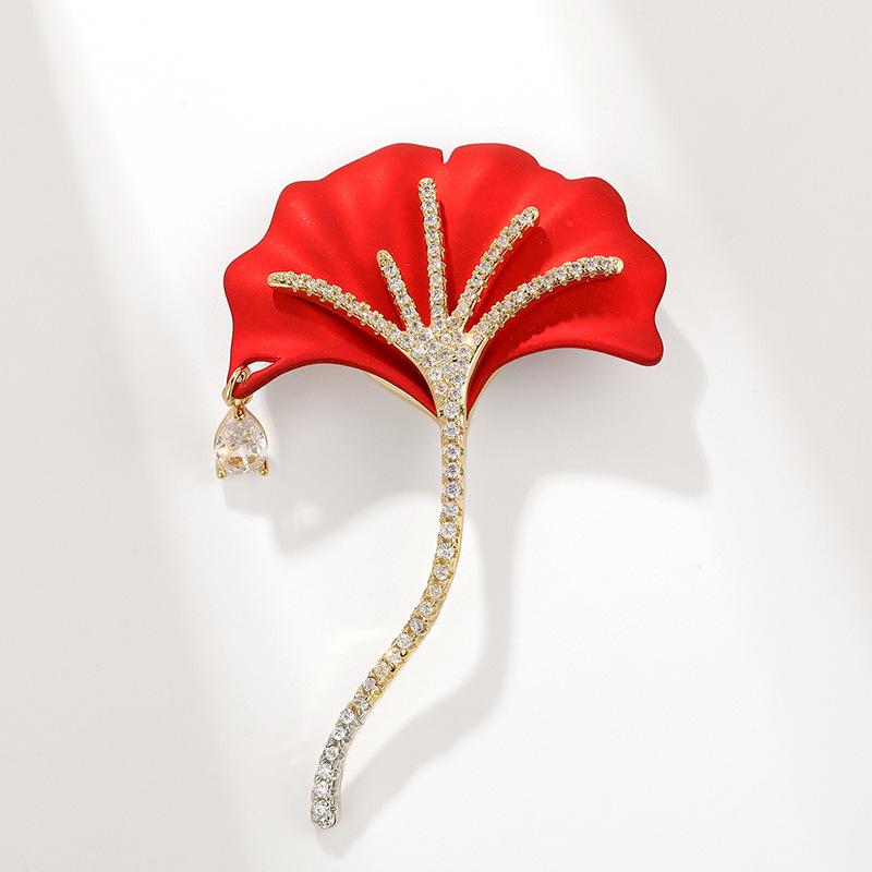 Bo Xin Yun High-End Red Ginkgo Leaf Brooch with Zircon Rose Flower