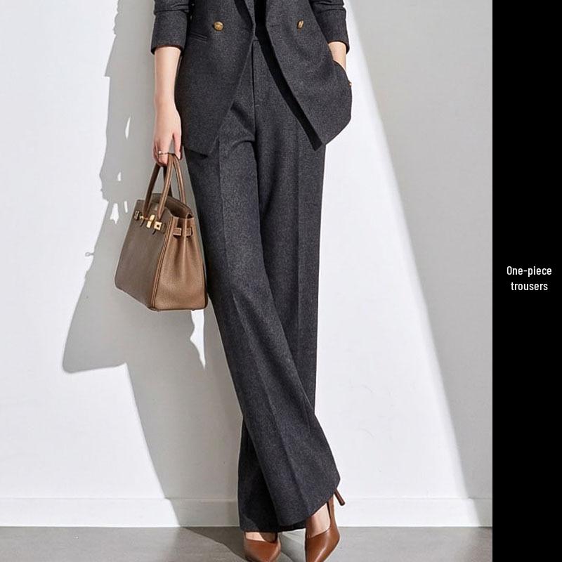 

Женский черный и серый шерстяной костюм приталенного кроя: Двухпредметный профессиональный комплект с длинными рукавами для зимы S