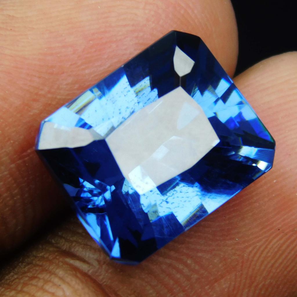10 Carat Natural CERTIFIED Blue Sapphire Loose Gemstone Emerald Cut A-5268