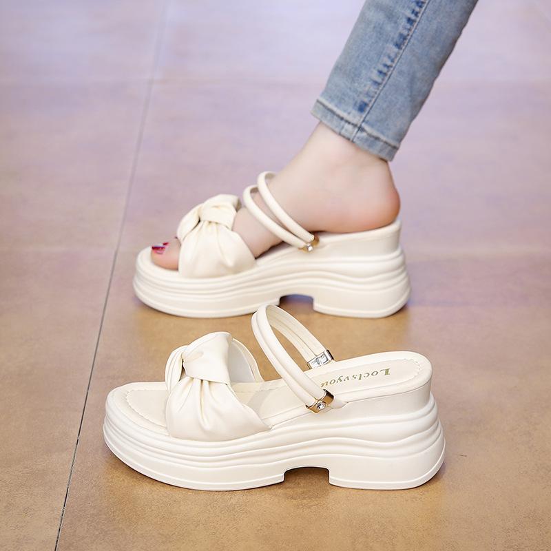 Thick-soled slope heel two wearing sandals women's summer new wear high-heeled slippers heightened soft-soled beach cool slippers