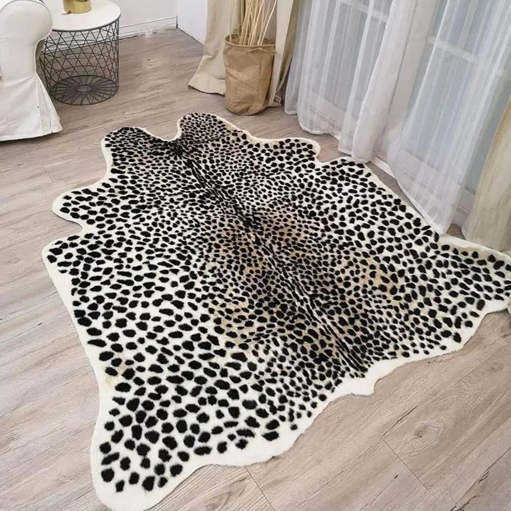 Mākslīgās ādas raksta paklājs, leoparda raksta