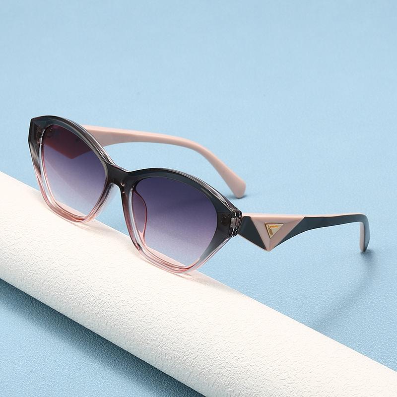 

Fashion 2024 Vintage Designer Sunglasses For Women And Men Luxury Brand Glasses Oval Stylish Female Eyewear UV400