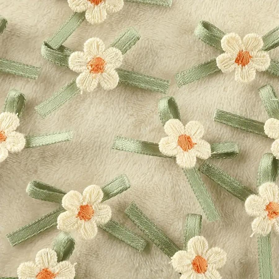 10Pcs Green Bow Embroidered With Small Flowers Patches Applique Clothing Patch Decoration
