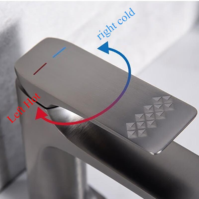 Brass Core Modern Bathroom Sink Faucet Single Handle Deck Mounted Wash Basin Water Tap Hot And Cold Mixer