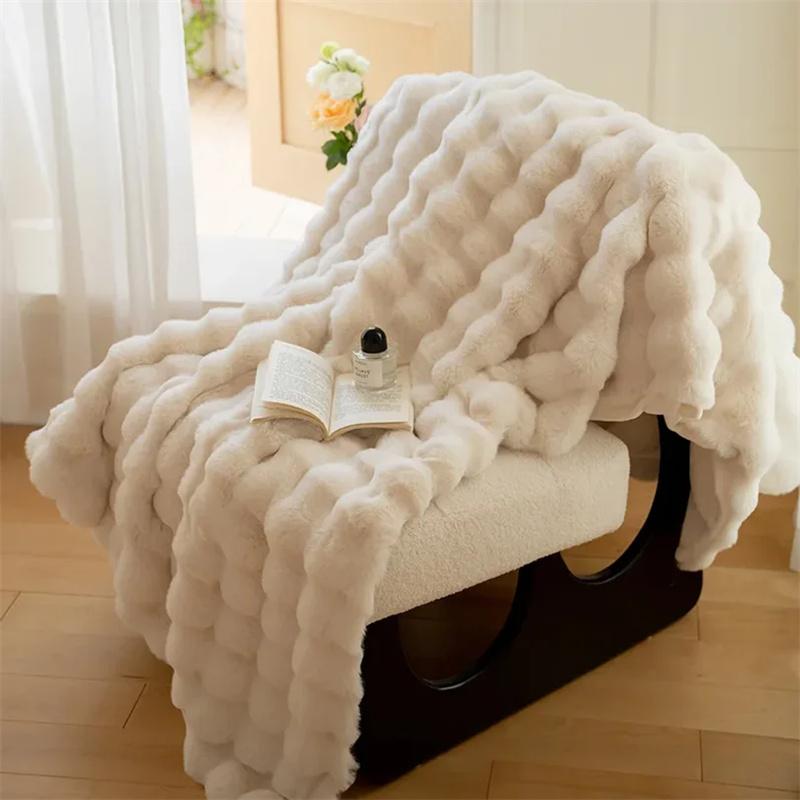 Multi-functional Throw Blanket Cool Summer Quilt Velvet Warm Blanket Flannel Multifunctional Blanket Sofa Throw Cover