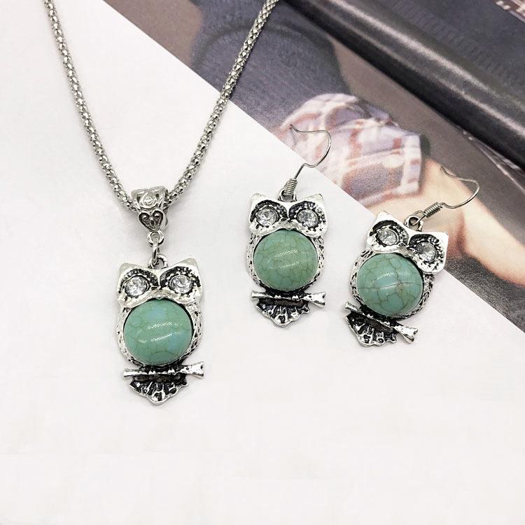 Vintage Necklace Earrings Set Bohemian Ancient Silver Turquoise Sweater Collarbone Chain Versatile Earrings