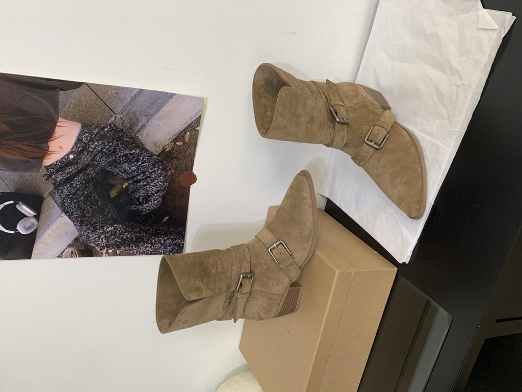 2025 autumn and winter retro belt buckle thick heel fold two wear short boots women's fashion temperament fashion short boots