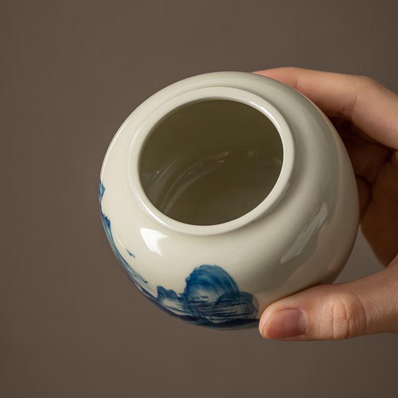 Shangqi Hand-Painted Ceramic Tea Storage Jar