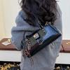 Retro Single-shoulder Crossbody Bag with Large Capacity for Daily Commuting and Tote Bag