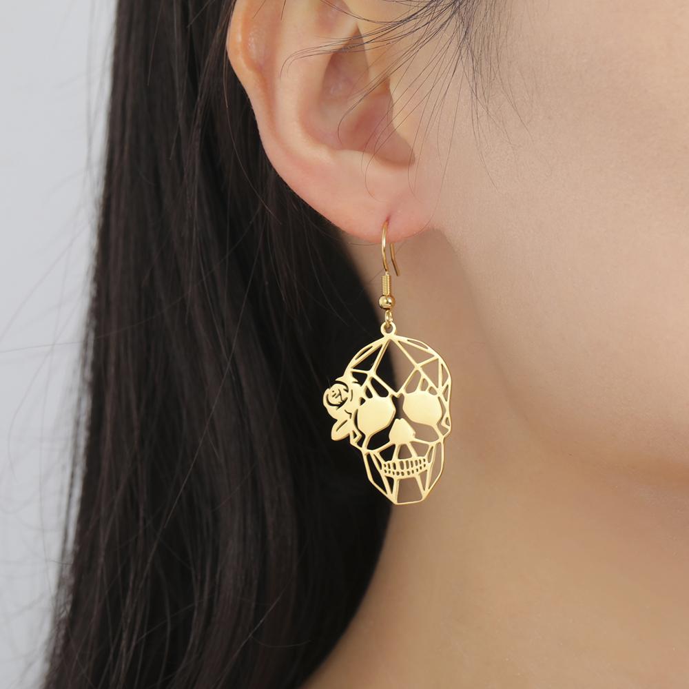 Dawapara Skull Earrings Gothic Skull Rose Dangle Earrings Stainless Steel Goth Jewelry Halloween Graduation Gifts