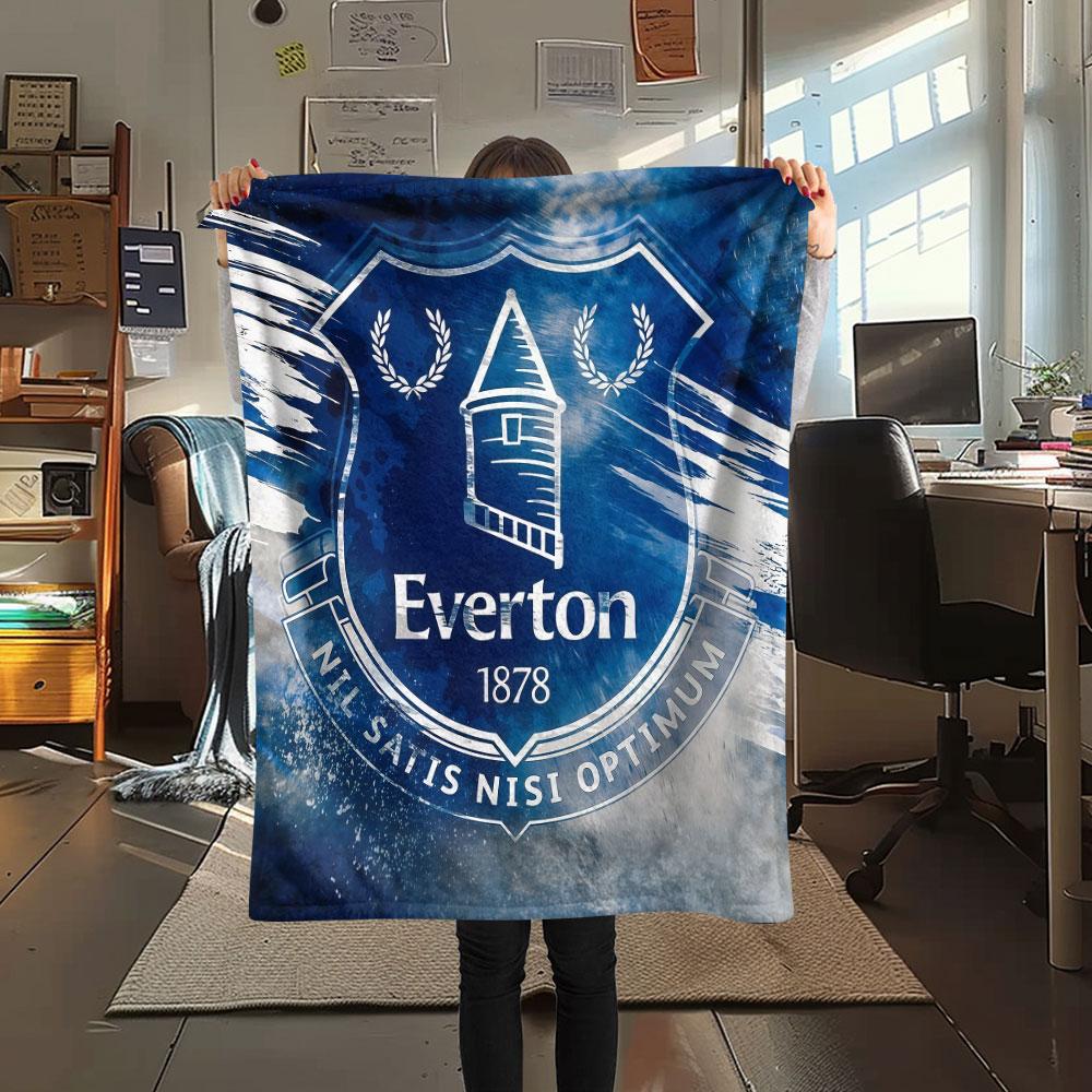 1PC Everton F.C Patterned Flannel Blanket Suitable For All Seasons for Home Decor Warmth and Comfort Gifts Holiday Present