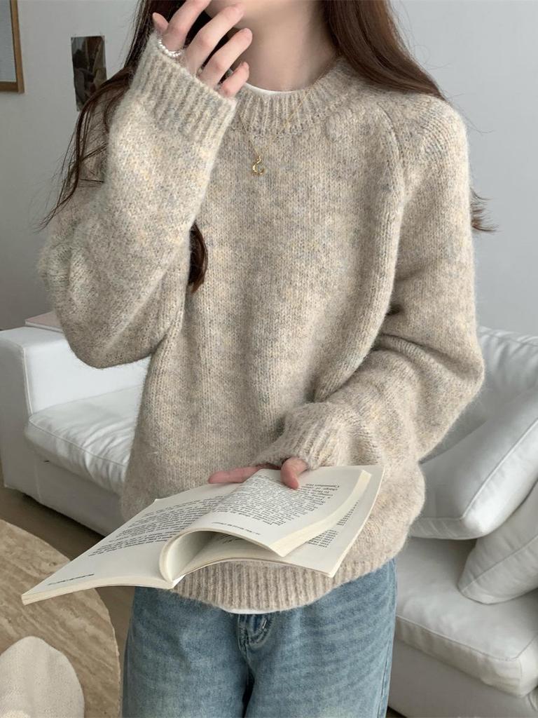 Women's Soft Long Sleeve Knitted Sweater - Loose Fit, Solid Color Pullover for Autumn/Winter