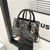 Stylish Fashionable Women's Handheld Small Bag Winter Trendy Retro Shoulder Bag