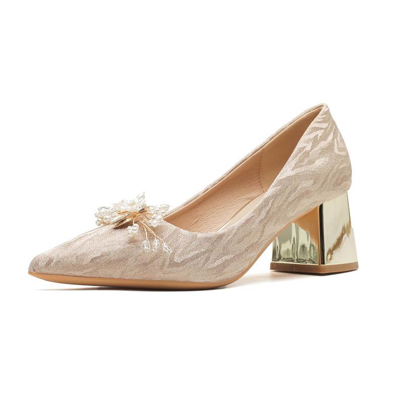 

Сексуальные элегантные свадебные туфли для невесты, женские туфли-лодочки с острым носком, серебристые туфли на высоком каблуке, модные туфли с бисером на квадратном каблуке 39