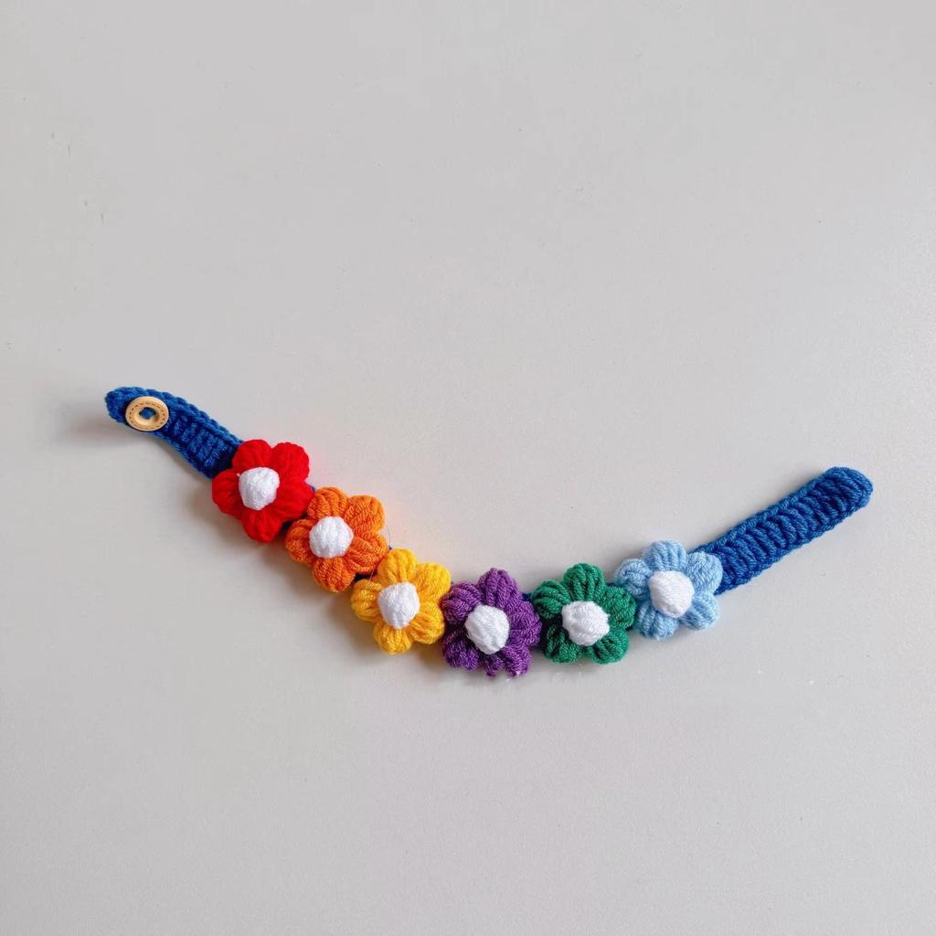 Blue And White Knitted Pet Collar for Small Dogs And Cats Floral Bib Photo Accessory Pet Supplies