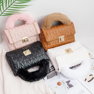 Bolsa quadrada pequena e portátil de pelúcia, bolsa pequena, fresca, doce e moderna.