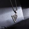 Original European and American Poker Q/K Pendant Necklace Trendy Men and Women