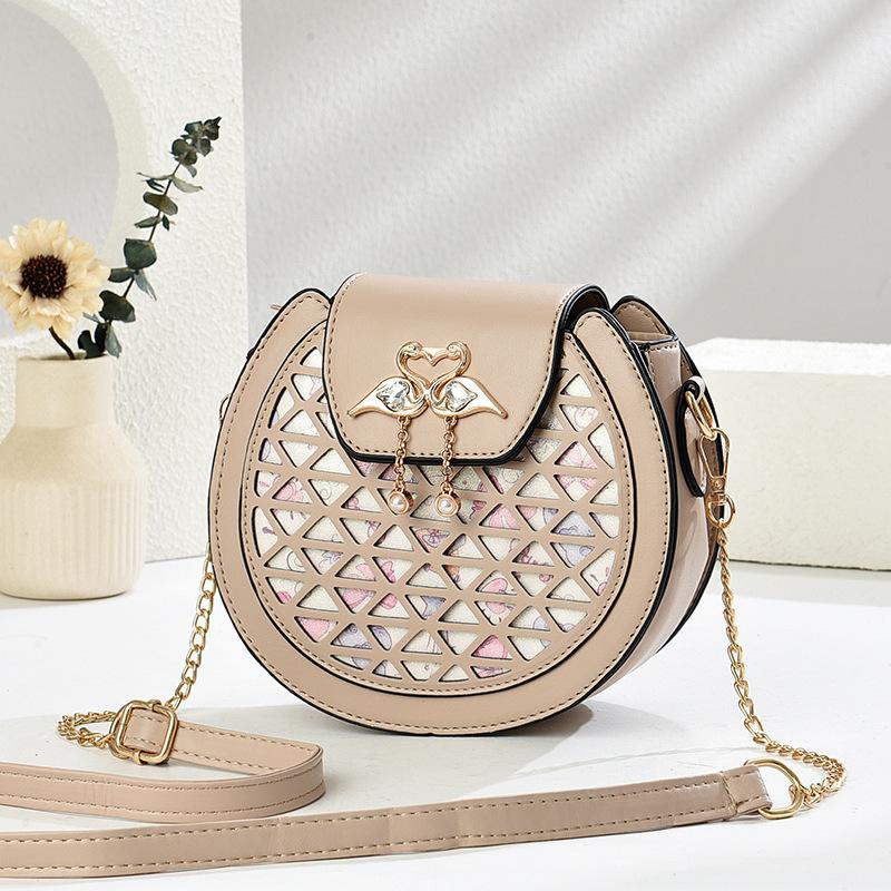 

Ladies 2025 new Korean version of fashion printing versatile cute small round bag portable shoulder messenger chain saddle bag хаки