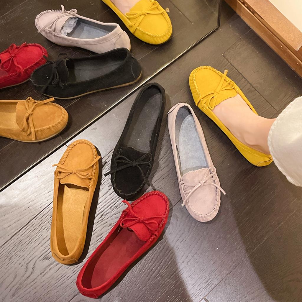 New Spring Autumn Women Loafers Slip On Ladies Flats Shoes Casual Flat Shoes Leather Cashmere Single Shoes Plus Size 43