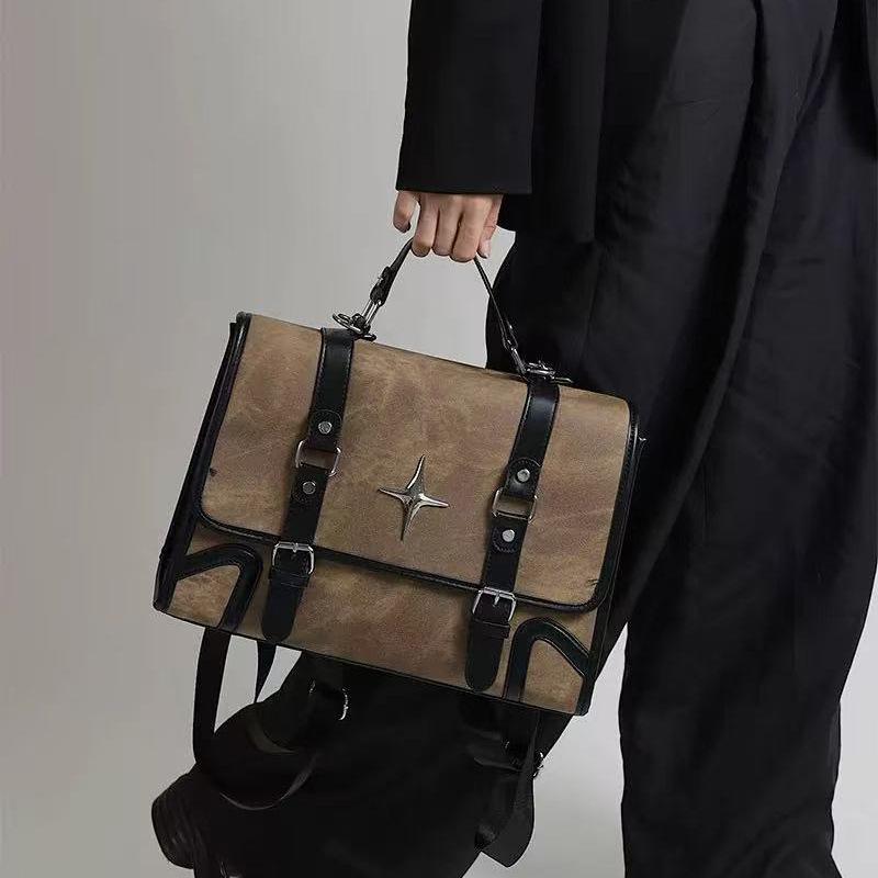 This year, popular small bags are women's autumn and winter versatile 2025 new retro shoulder messenger bags, portable mail carrier small square bags.
