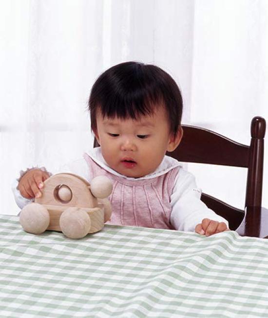 Sakai Sangyo of the Wooden Music Box Baby First Studio Ghibli Good Baby Shower Made In Solid Unpainted "Whisper Forest" (Stroll) - Gift, Toy, Song,