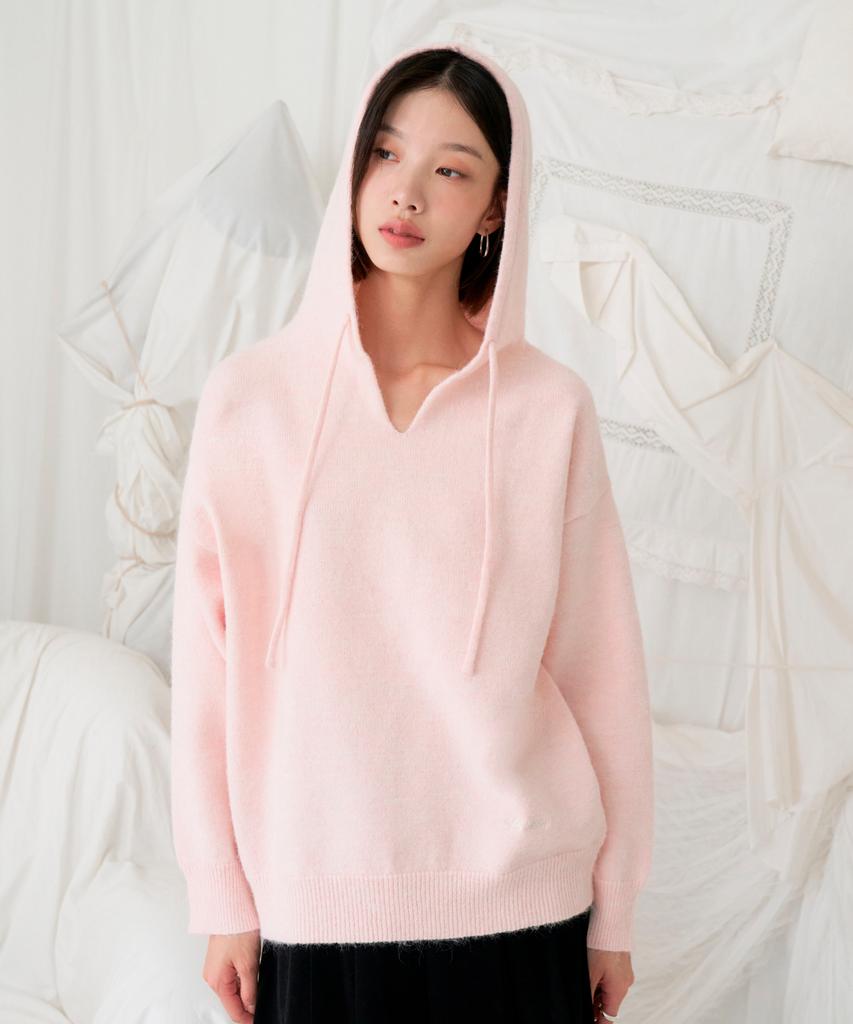 VLETI Wool V-Neck Embroidered Hood Knit (Pink)