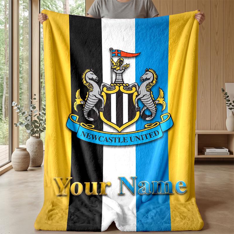 Coperta in Flanella Personalizzata con Nome Testo Newcastle United FC Logo Calcio Coperta in Pile Personalizzata Regalo Speciale per Divano Camera da Letto Casa