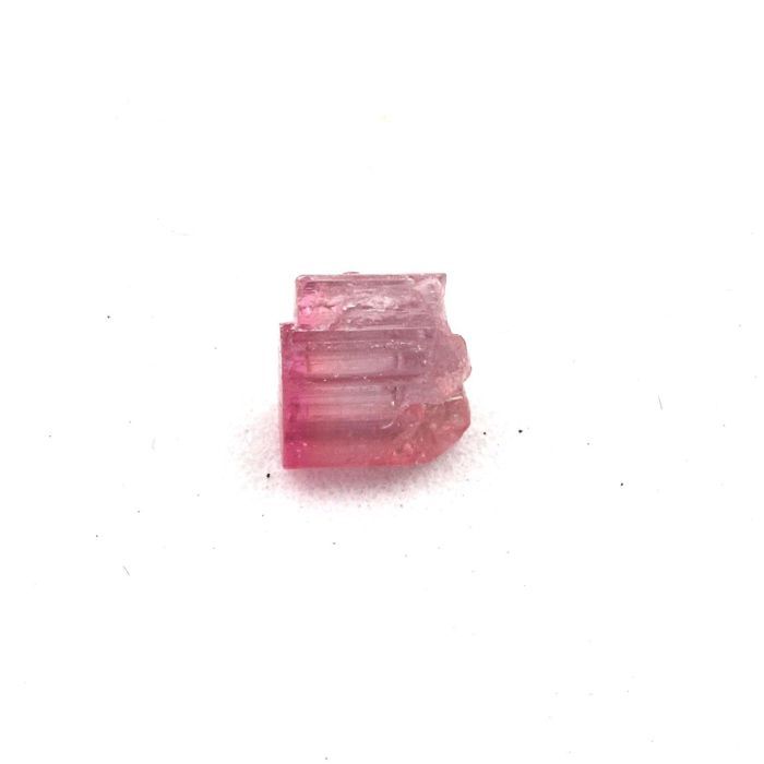 Pierres et Minéraux. Tourmaline rose. 0.91 ct. Paprok, Nuristan, Afghanistan.