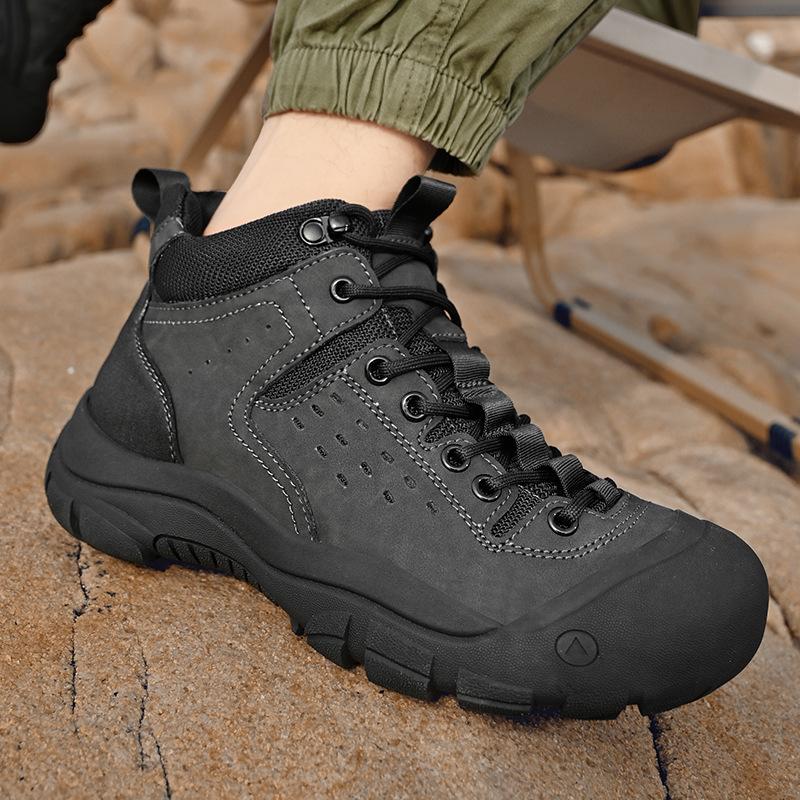 Men's Winter Outdoor Mountaineering Shoes Men's Thick Soled Anti Slip Baotou Hiking Shoes Men