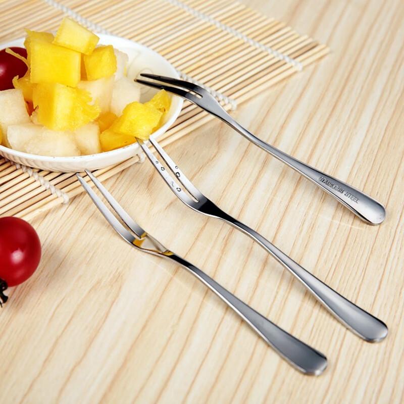 Simple 3-Piece Stainless Steel Fruit Fork Set