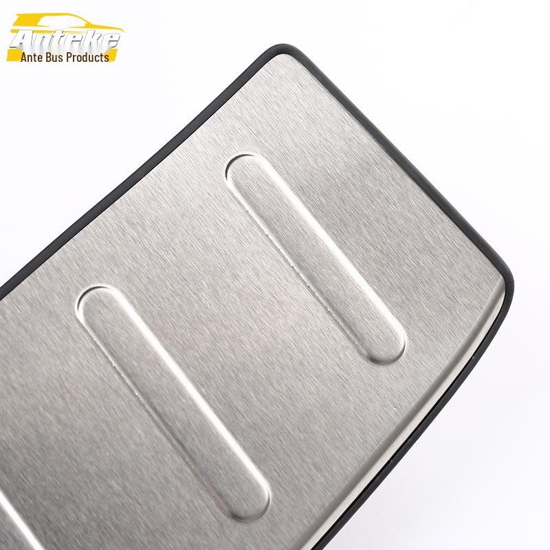Stainless Steel Rear Bumper Guard for Dongfeng Fengshen AX4 - Tailgate Protection & Decorative Trim