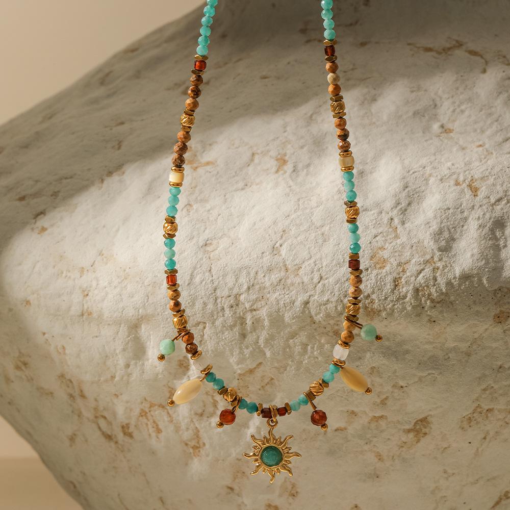 Bohemian retro mango pendant Tianhe stone handmade beaded necklace high-end natural stone collarbone chain women