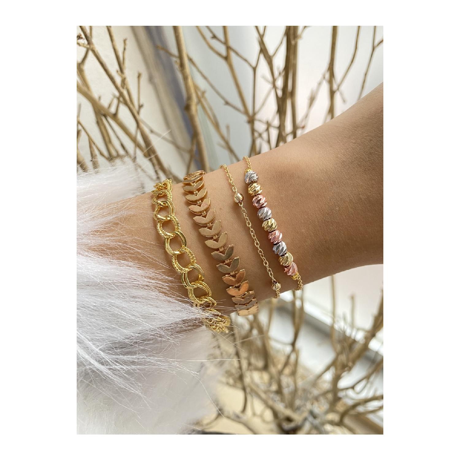 

Женский браслет, оригинальный продукт, позолоченный, цвет не выцветает, со счетом-фактурой Yüksek Direnç